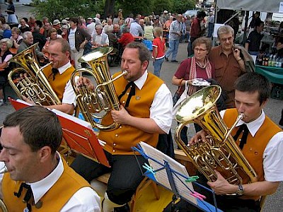 Titelbild Straßenfest Neidlingen