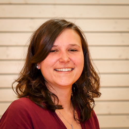 Ganztagesschule Stefanie Bezler Passbild von Stefanie Bezler